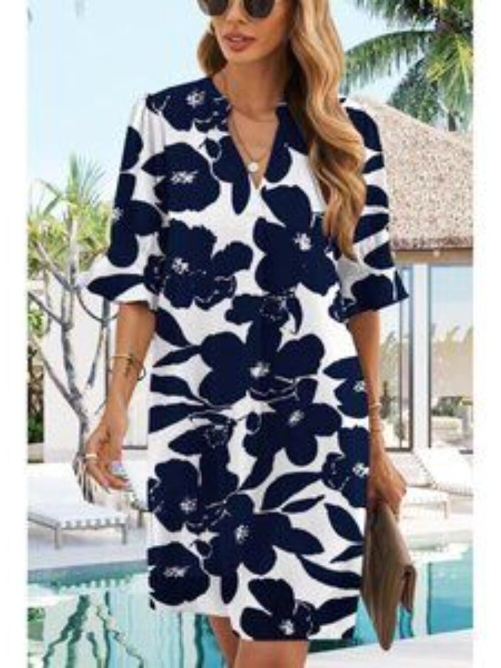 Womens White-Blue Polyster V-Neck Loose Fit Short Sleeve Knee Length Shift Dress - Picture 2 of 6